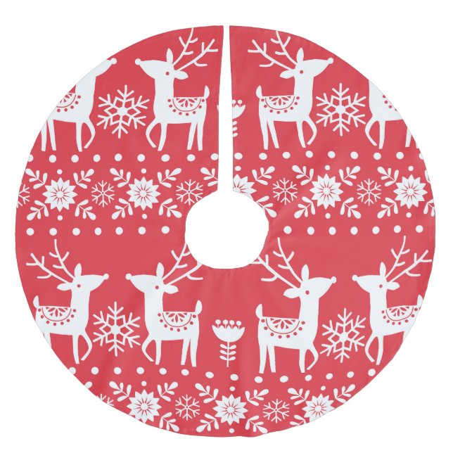 Scandinavian Christmas: Snowflakes & Deer Brushed Polyester Tree Skirt (Front)