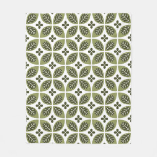 Scandinavian Floral: Seamless Vintage Design. Fleece Blanket