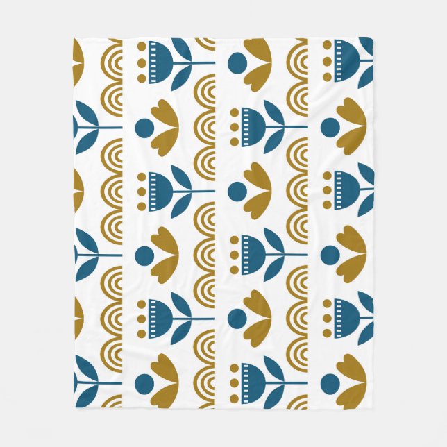 Scandinavian folk art, colourful pattern. fleece blanket (Front)