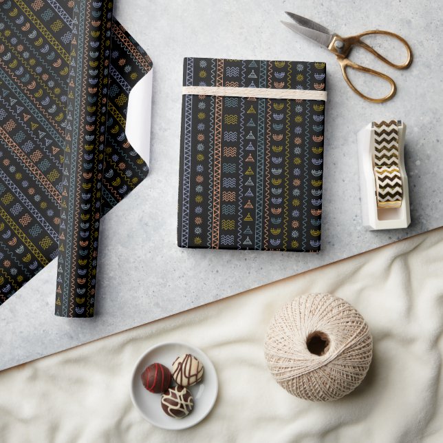 Scandinavian Folk Art Wrapping Paper (Crafts)