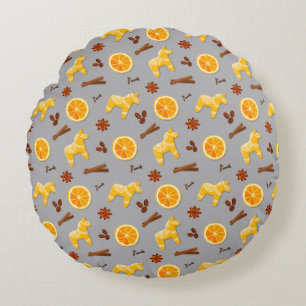Scandinavian Gingerbread & Citrus Holiday Round Cushion