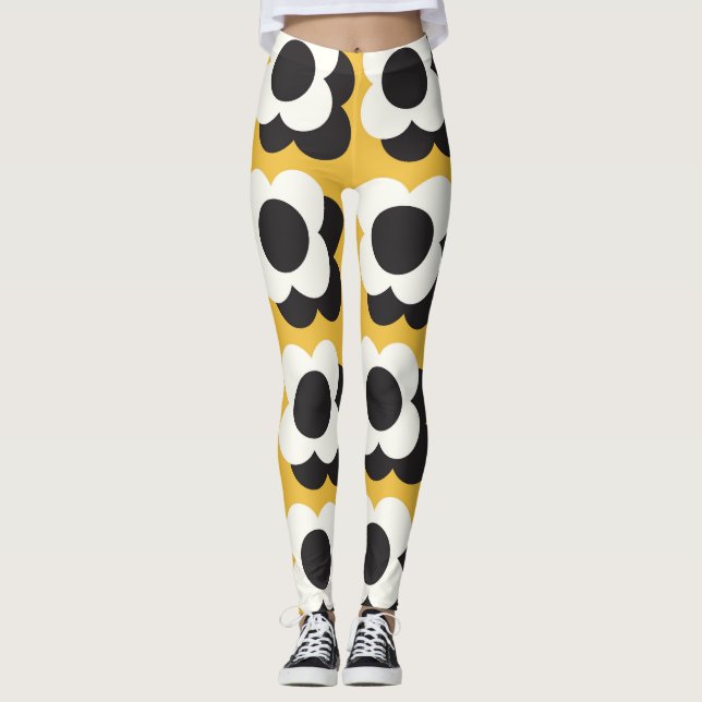 Scandinavian style, floral vintage pattern leggings (Front)