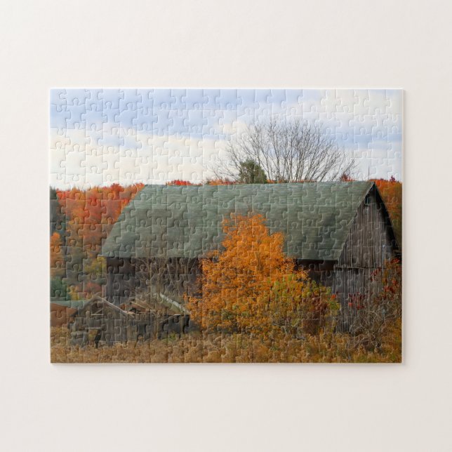 Scenic Picturesque Fall Colours Old Wood Farm Barn Jigsaw Puzzle (Horizontal)