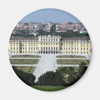 schönbrunn magnet