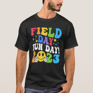 School Field Day Fun Day Groovy Field Day 2023 Tea T-Shirt