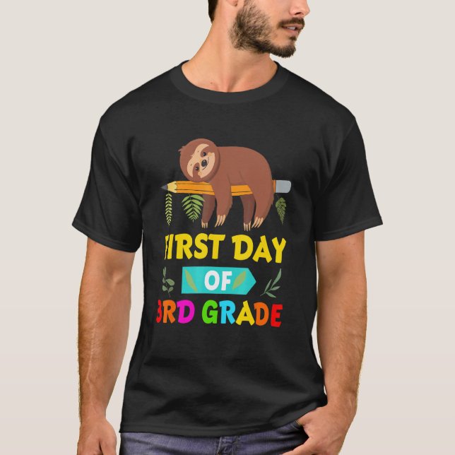 School Sloth First Day Of Third Grade Hello 3rd Gr T-Shirt (Front)