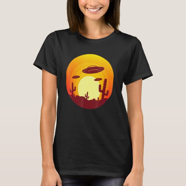 Sci Fi Alien Ufo  Sunset Western Desert T-Shirt (Front)