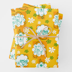 Scooby-Doo   Character Floral Pattern Wrapping Paper Sheet