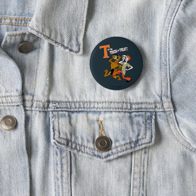 Scooby-Doo | T is for Trick or Treat 6 Cm Round Badge (In Situ)