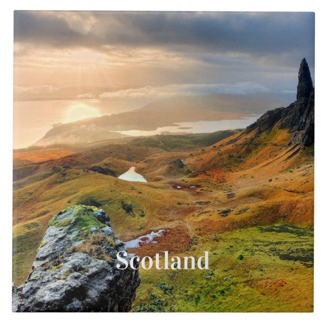 Scotland, beautiful mountain landscape tile (Front)