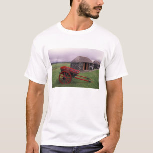 Scotland, Isle of Skye, Kilmuir. Rural landscape T-Shirt