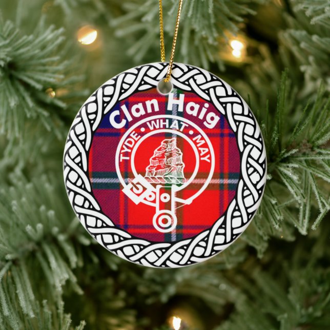 Scottish Clan Haig Tartan and Crest Ceramic Tree Decoration (Tree)