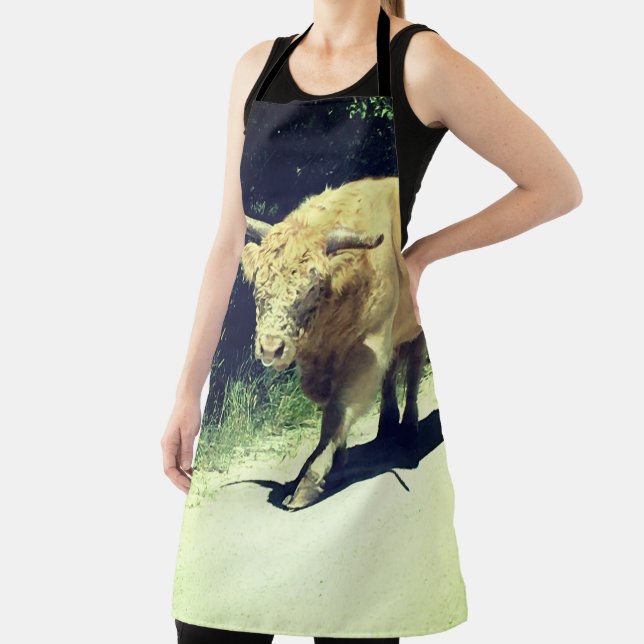 Scottish Highland Cow Apron (Insitu)
