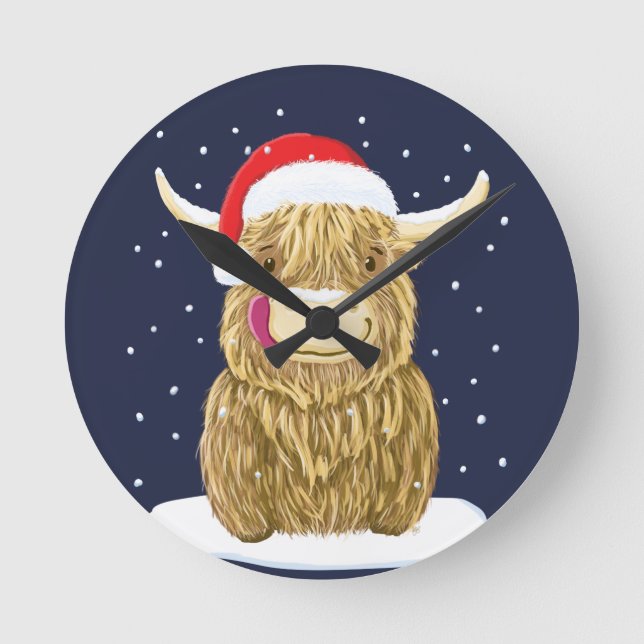 Scottish Highland Cow In The Christmas Snow Round Clock (Front)