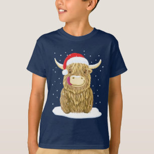 Scottish Highland Cow In The Christmas Snow T-Shirt