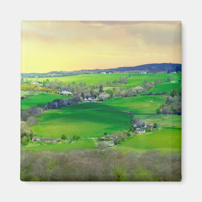 Scottish landscape magnet (Front)