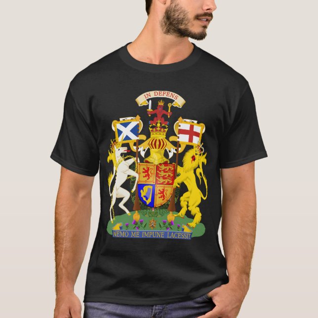 Scottish_royal_coat_of_arm T-Shirt (Front)
