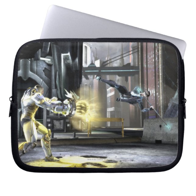 Screenshot: Cyborg vs Nightwing 2 Laptop Sleeve (Front)