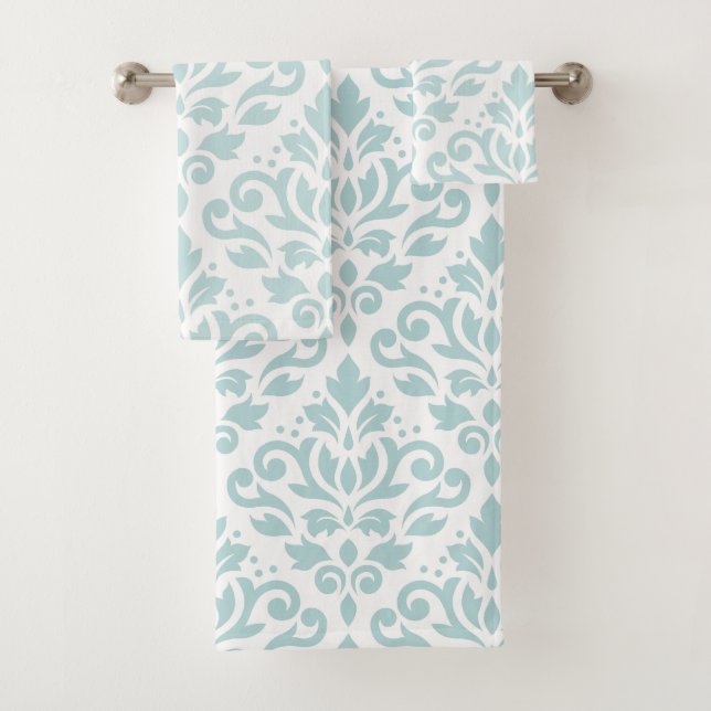 Scroll Damask Lg Ptn Lt Duck Egg Blue on White Bath Towel Set (Insitu)