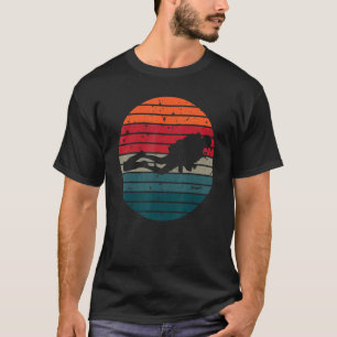 Scuba Diving  Vintage Retro Ocean Scuba Diver T-Shirt