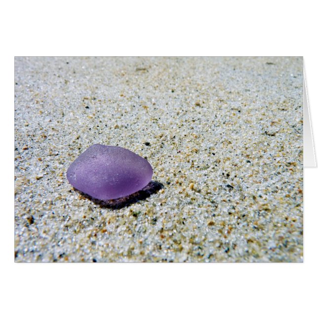 Sea glass in amethyst colour (Front Horizontal)