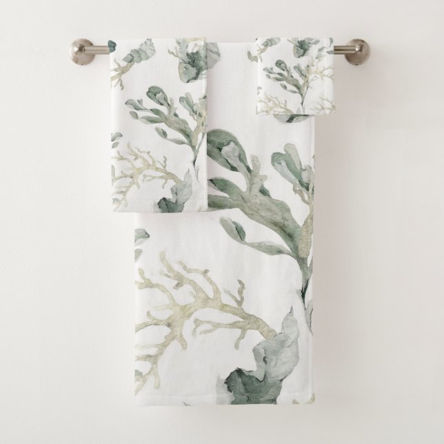 Sea Greens Pattern Bath Towel Set (Insitu)