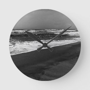 sea it is round clock