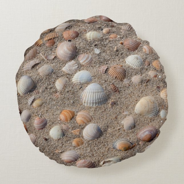Sea  shells at the beach round cushion (Back)