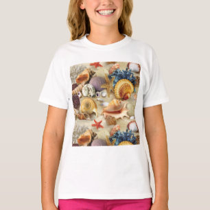 Sea shells on beach T-Shirt