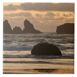 Sea stacks on the beach at Bandon, Oregon Tile