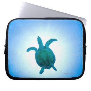 Sea turtle swimming underwater laptop sleeve