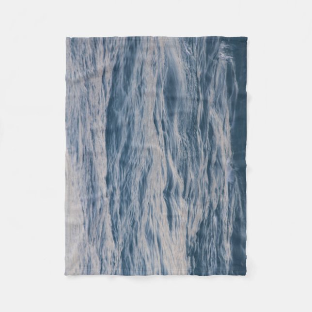 Sea water closeup  fleece blanket (Front)