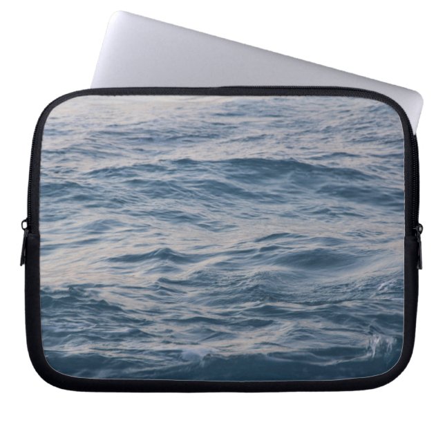 Sea water closeup  laptop sleeve (Front)