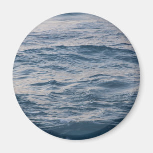 Sea water closeup magnet