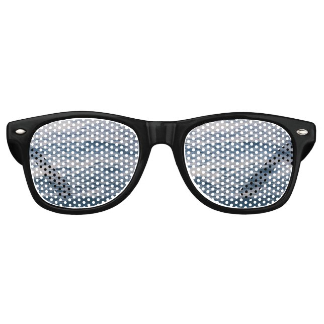 Sea water closeup  retro sunglasses (Front)