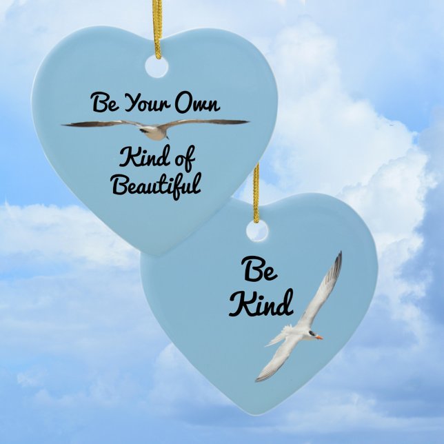 Seagull in Flight Keepsake Ceramic Ornament (Creator Uploaded)