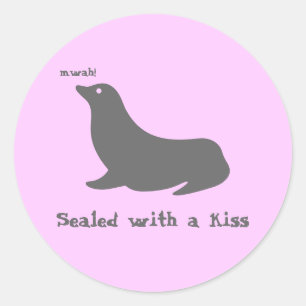 Sealed with a kiss classic round sticker