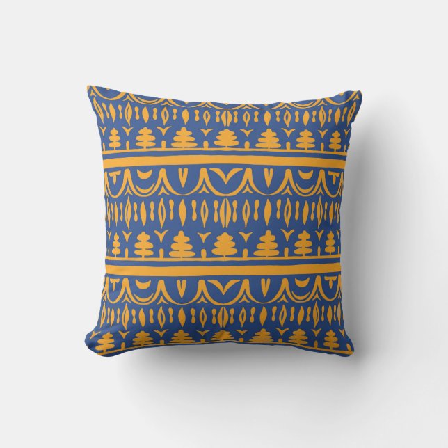 Seamless african pattern cushion (Front)
