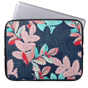 Seamless background leaves pattern laptop sleeve