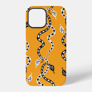 Seamless background of creeping decorative snakes iPhone 12 case