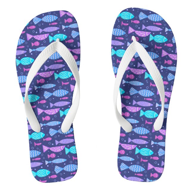 Seamless boho flat pattern with doodle fishes   jandals (Footbed)