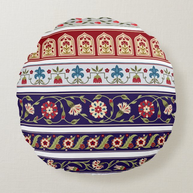 Seamless borders with various whimsical flowers. C Round Cushion (Front)