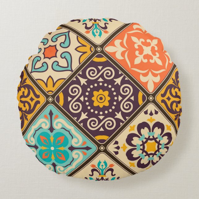 Seamless colourful patchwork tile with Islam, Arab Round Cushion (Front)