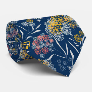 Seamless cute small flowers floral pattern navy vi tie