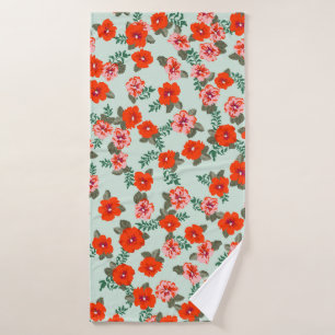 Seamless ditsy pattern in small cute wild flowers. bath towel