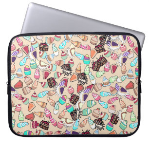 Seamless doodle cake pattern pattern. Hand drawn b Laptop Sleeve