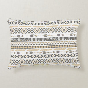 Seamless ethnic beige pattern. illustration decorative cushion