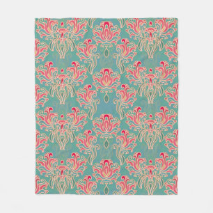 Seamless floral pattern fleece blanket