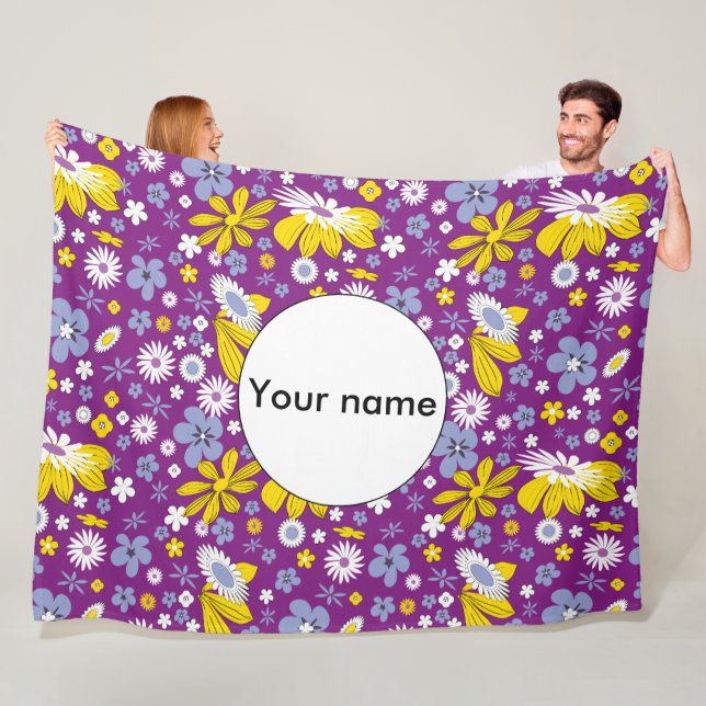 Seamless Floral Pattern Fleece Blanket (In Situ)