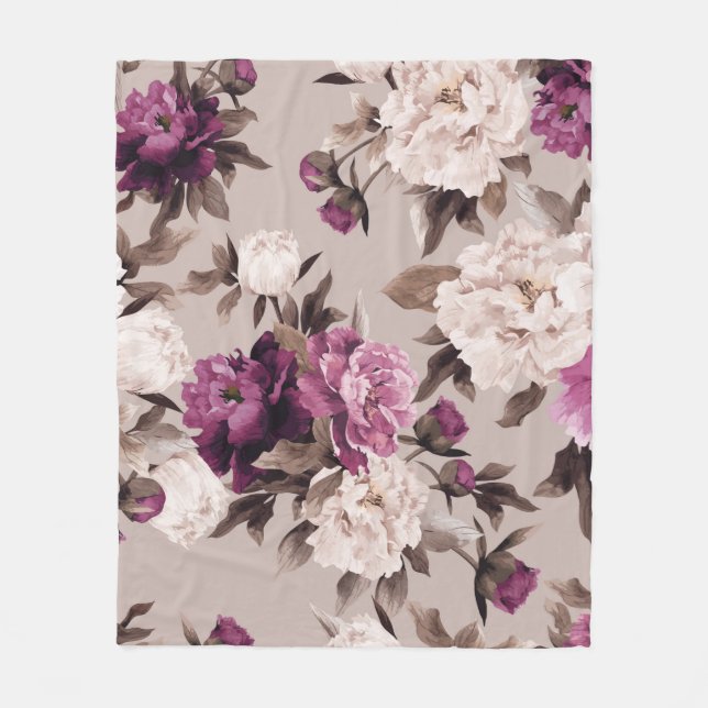 Seamless floral pattern with roses on light backgr fleece blanket (Front)